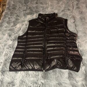Women’s Calvin Klein Black Quilted Down Vest XL